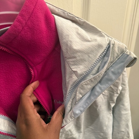 Columbia women’s ruby river interchange 3 in 1 Jacket. Size medium - Picture 4 of 6